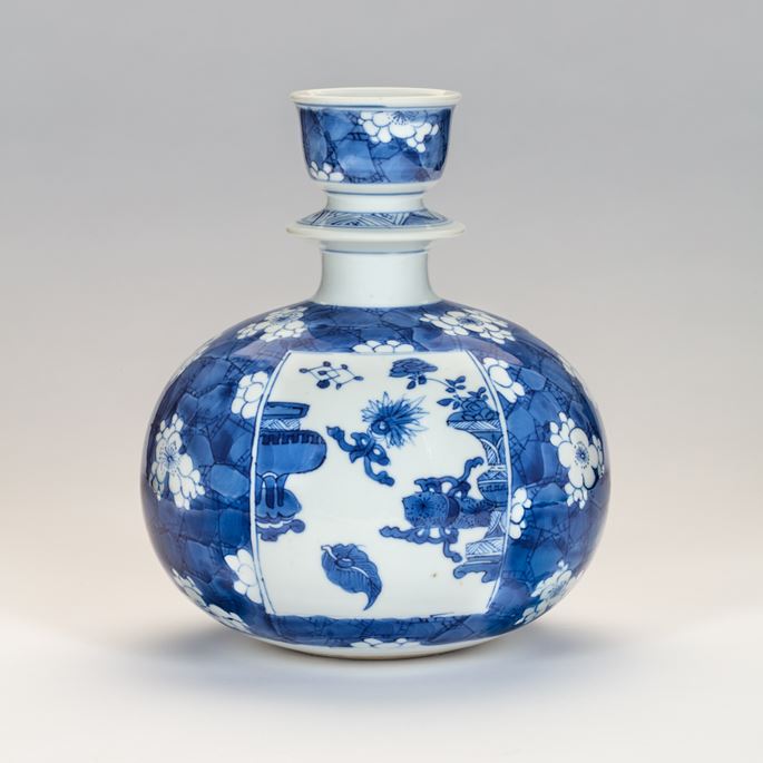 Chinese Blue-and-White Huqqa Base Made for the Indian Market | MasterArt